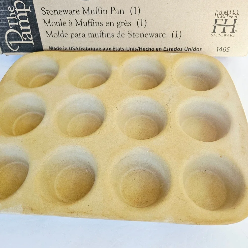 Vintage Pampered Chef Stoneware Muffin Pan 1465 Family Heritage Classics Baking